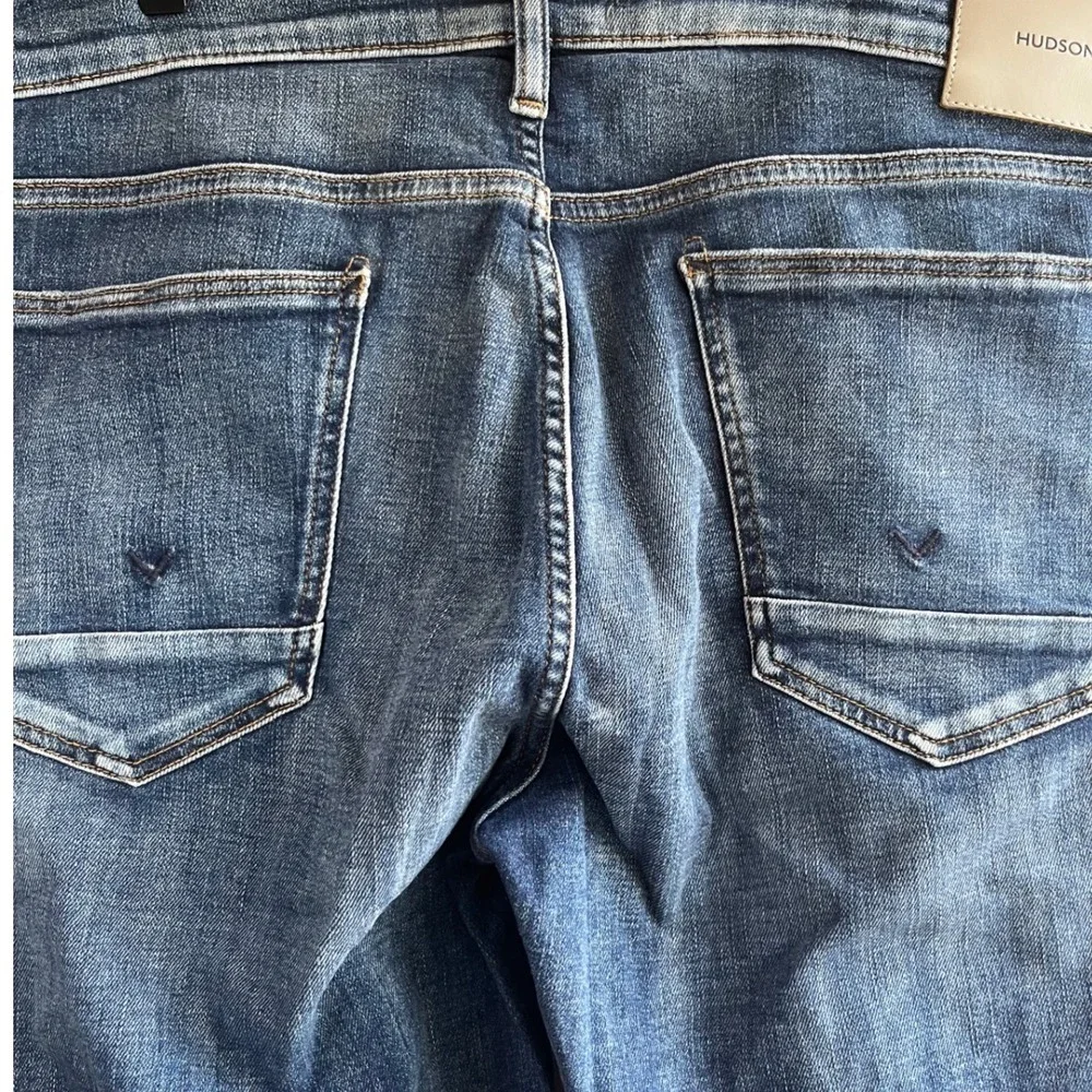 Hudson Jeans Mens 38 Distressed Blue Denim Slim Fit Ripped Knee Casual Pants